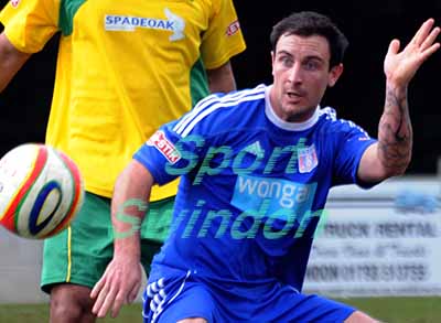 Swindon Supermarine v BarwellSwindon's Bradley Gray.