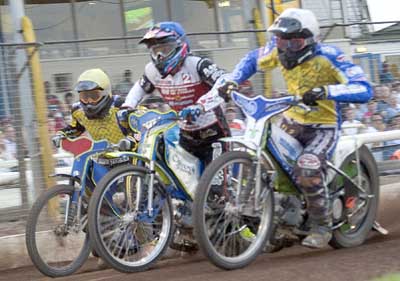 Speedway v EastbourneJason Doyle leads from the off.