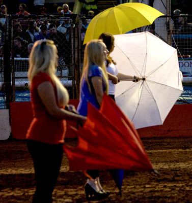 SpeedwaySimon Stead TestimonialStartline girls