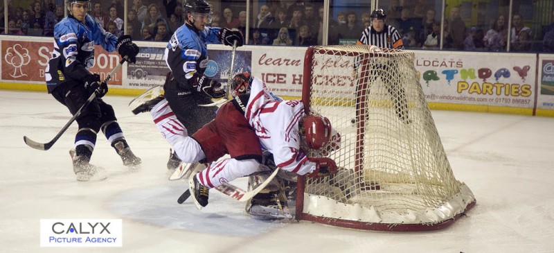 ©Calyx Picture Agency  Wildcats v manchester