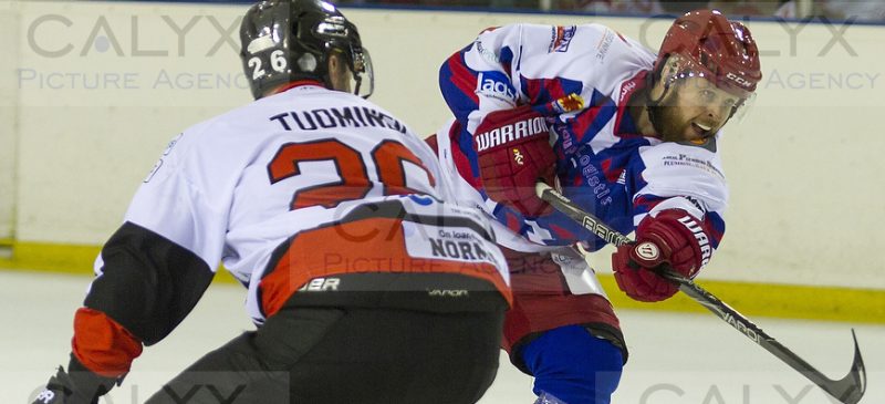 Swindon Wildcats Vs Manchester Pheonix, Jonas Hoog with a great shot. 
19/11/16 Ryan Ainscow